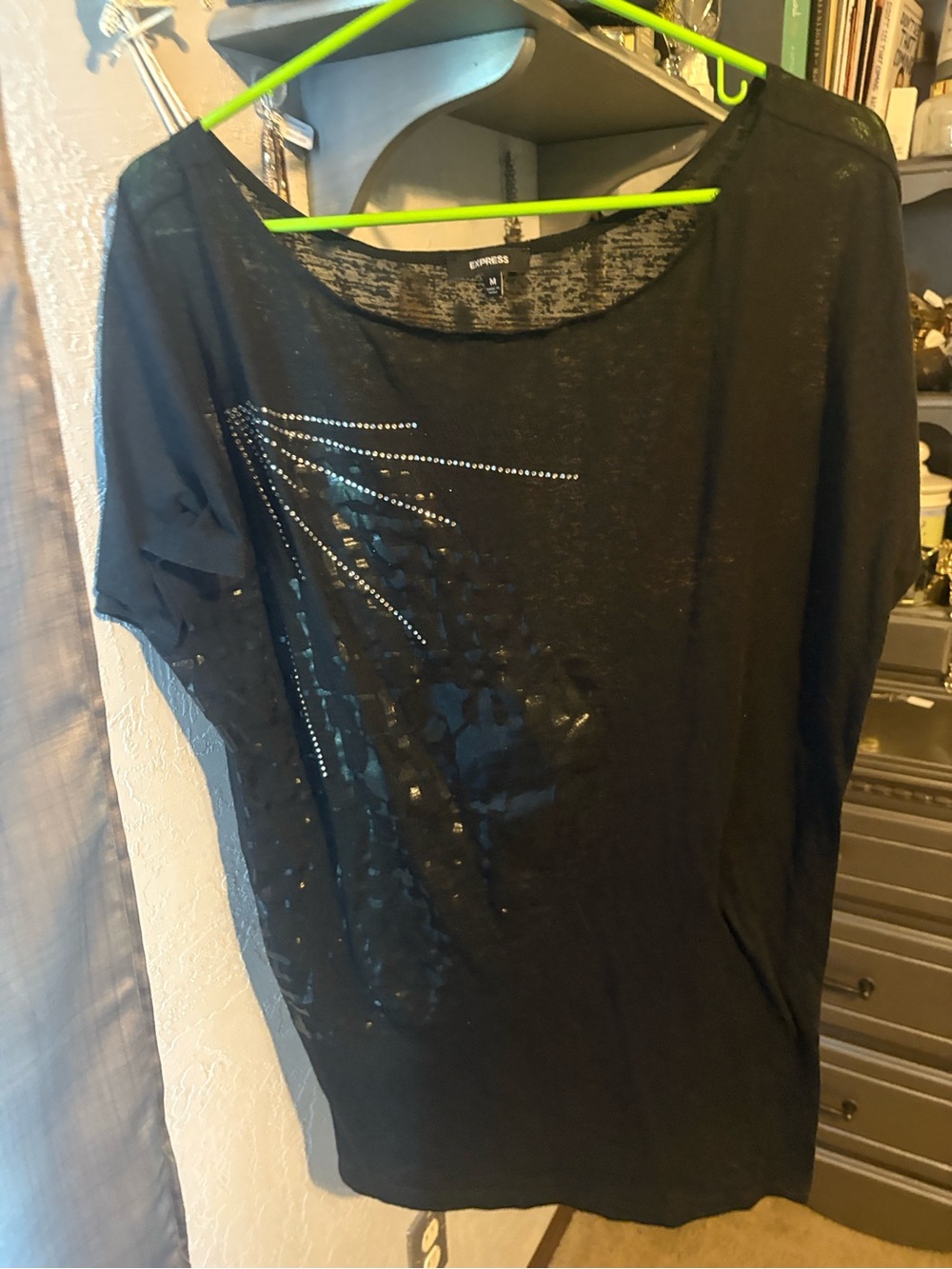 Women’s Size Medium Shirt